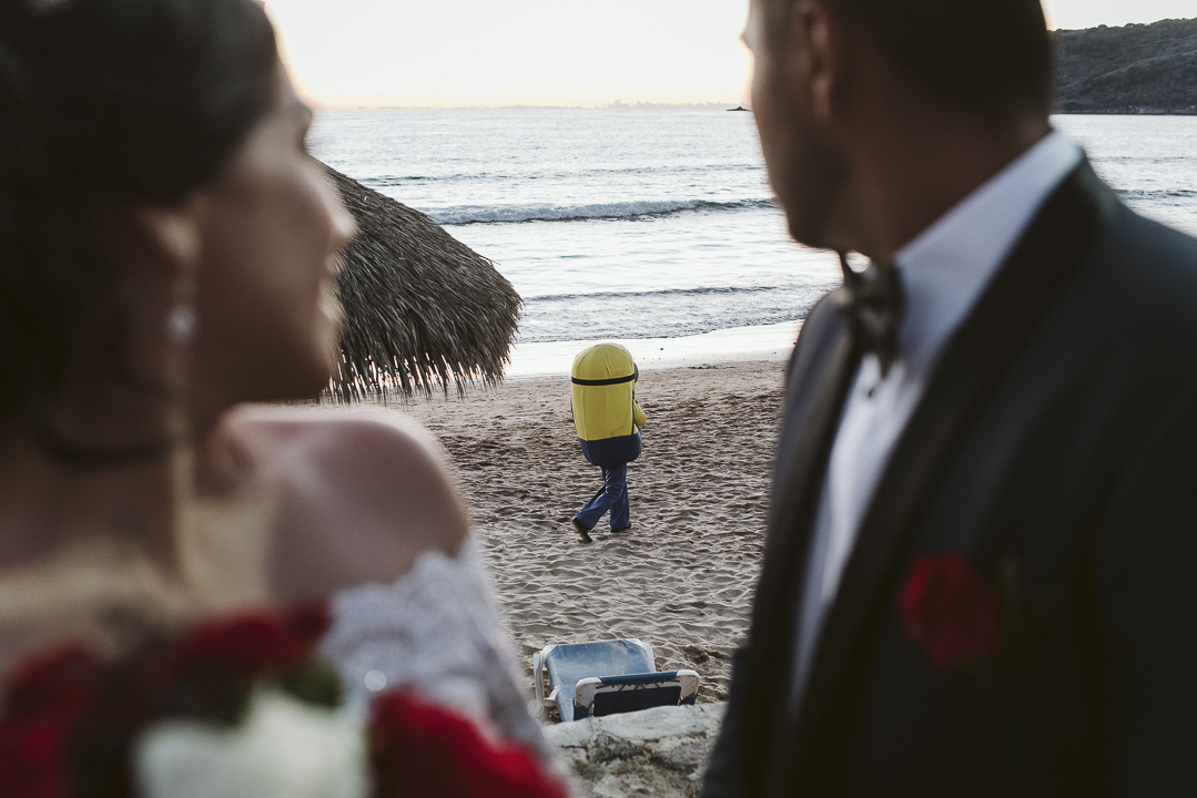 best documentary wedding photographer in mazatlan mexico fotografia documental de bodas fotografo en mexico wedding destination photographer guadalajara chihuahua cabo san lucas playa del carmen punta de mita san miguel de allende