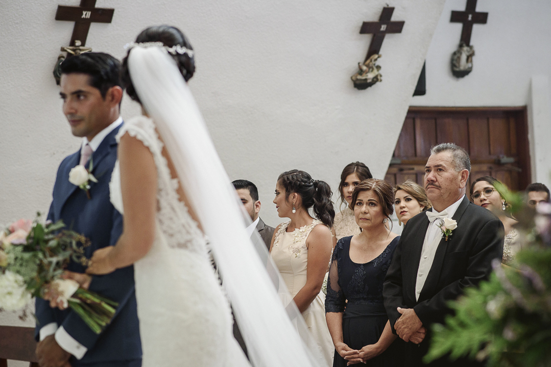 best documentary wedding photographer in mazatlan mexico fotografia documental de bodas fotografo en mexico wedding destination photographer guadalajara chihuahua cabo san lucas playa del carmen punta de mita san miguel de allende