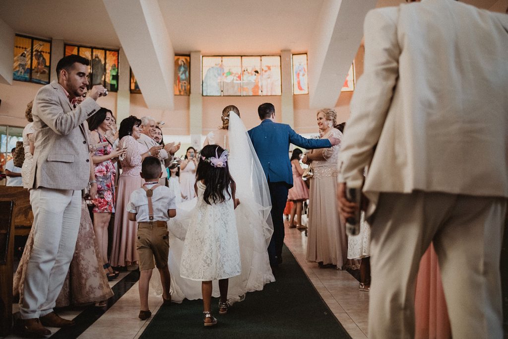 Wedding photographer in mazatlan, engagement photography lovers, mazatlan photographer, wedding photographer in beach.