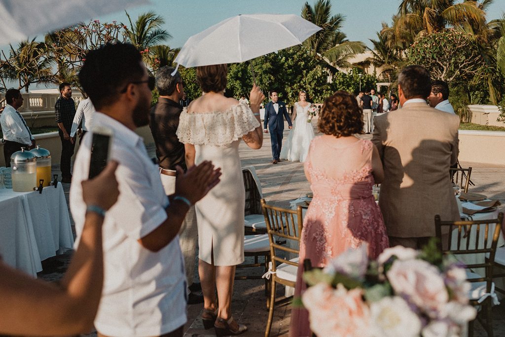 Fotografos en mazatlan, Wedding photographer in mazatlan, engagement photography lovers, mazatlan photographer, wedding photographer in beach.